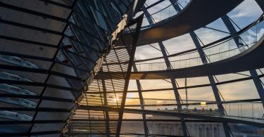 Reichstag Kubbe Rezervasyonu