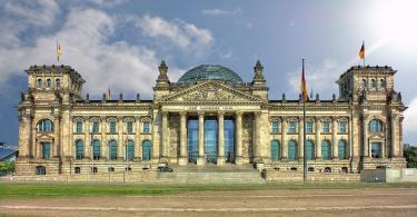 Reichstag Rezervasyonu ve Turu