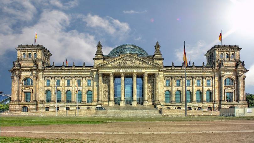 Reichstag Rezervasyonu ve Turu